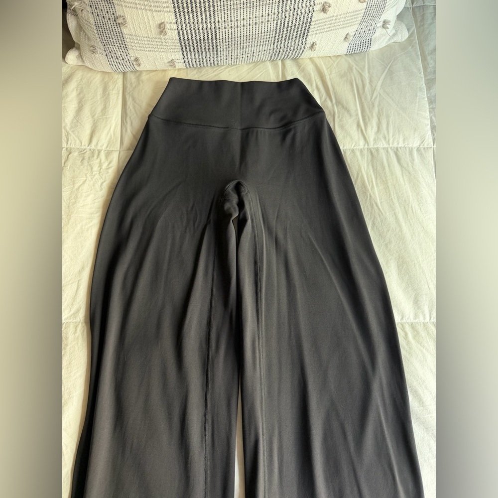 ONER ACTIVE Soft Motion Black Straight Leg Pants- XS reg length - Picture 4 of 5